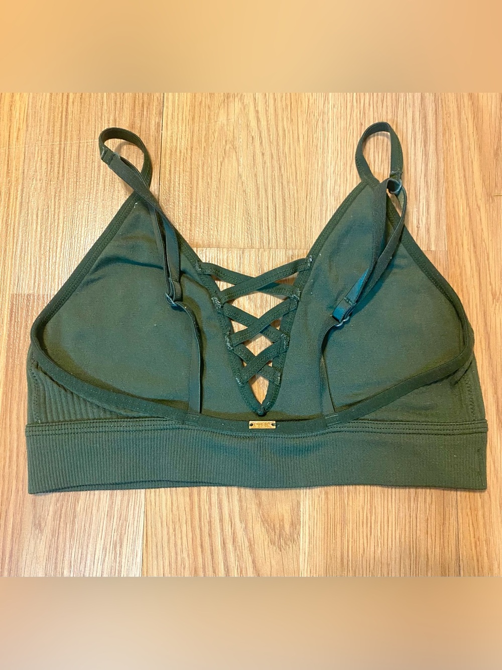VS PINK RIBBED BRALETTE IN OLIVE GREEN CRISS CROSS ADJUSTABLE SIZE XS - Picture 4 of 5